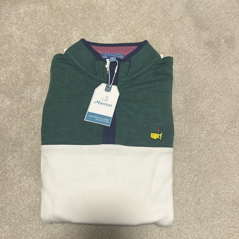 Masters Pullover size Medium